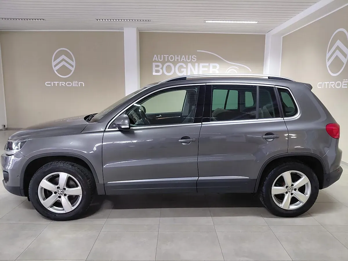 Volkswagen Tiguan 2012 photo 3