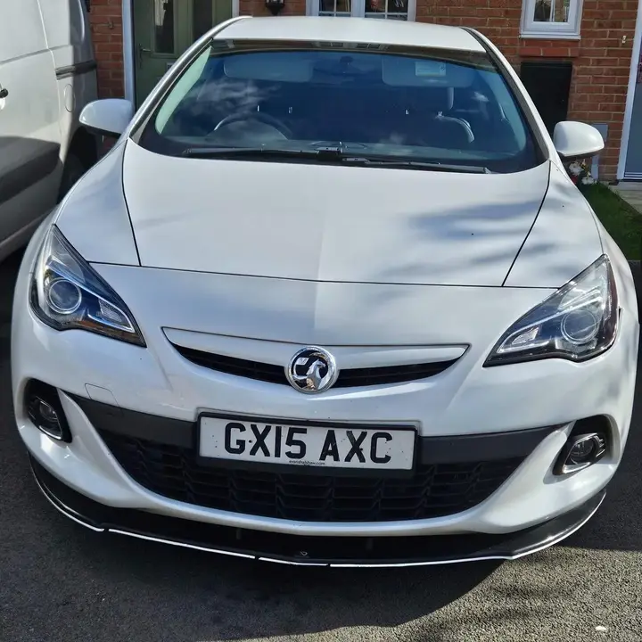 Vauxhall Astra Gtc 2015 photo 2