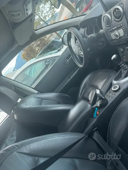 Nissan Qashqai 2007 photo 4