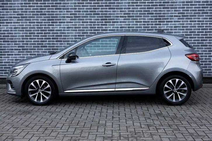 Renault Clio 2023 photo 3