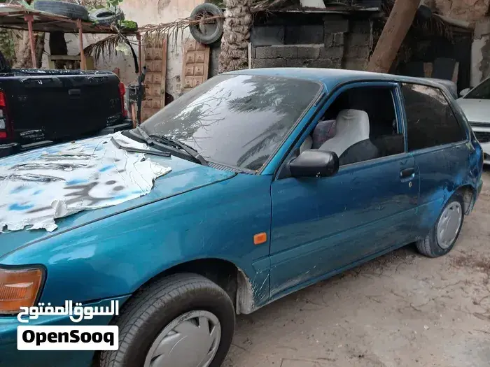 Toyota Starlet 2000 photo 4
