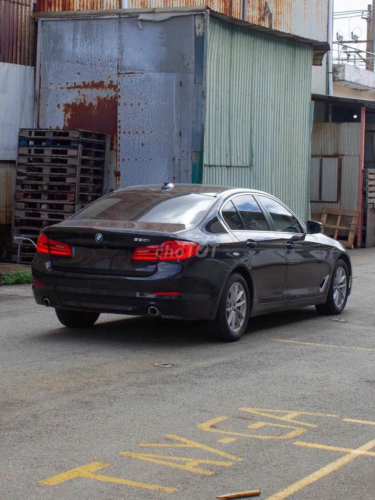 BMW 520 2018 photo 3