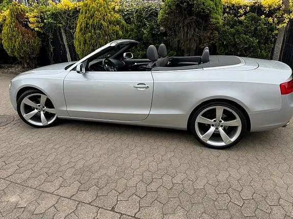 Audi A5 2012 photo 4