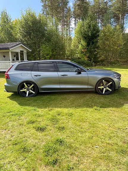 Volvo V60 2019 photo 5