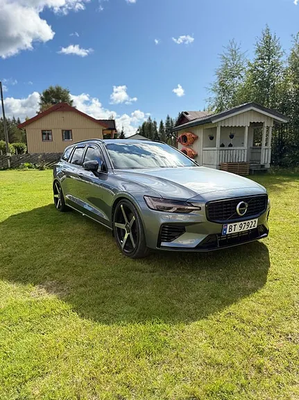 Volvo V60 2019 photo 2