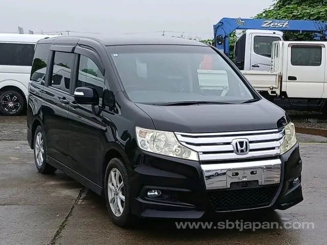 Honda Stepwagon Spada Z