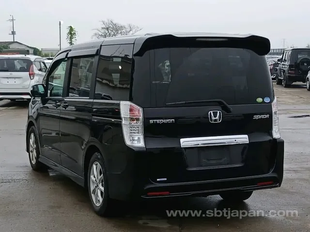 Honda Stepwagon Spada Z 2009 photo 5