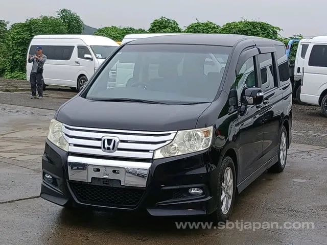 Honda Stepwagon Spada Z 2009 photo 3