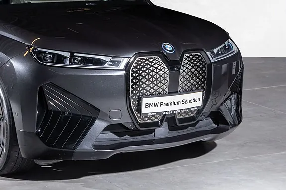 BMW Ix 2023 photo 2