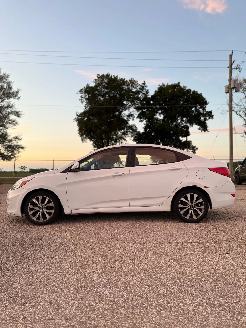 Hyundai Accent 2016 photo 4