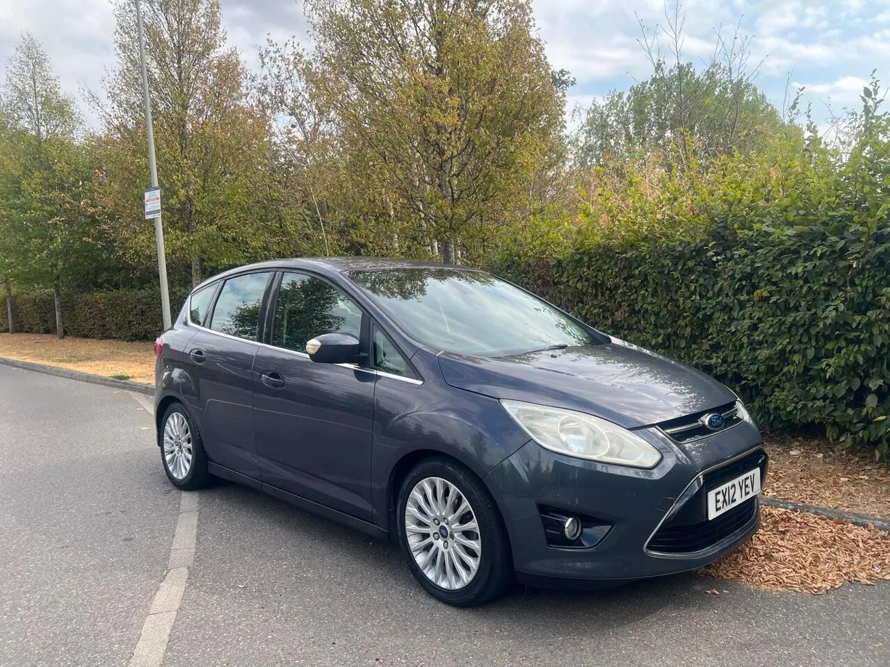 Ford C-Max 2012 photo 4