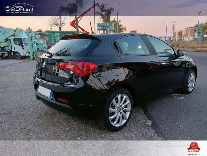 Alfa Romeo Giulietta 2017 photo 4