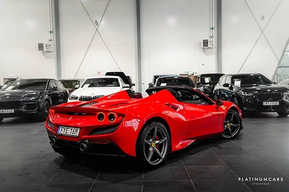 Ferrari F8 Spider 2020 photo 2
