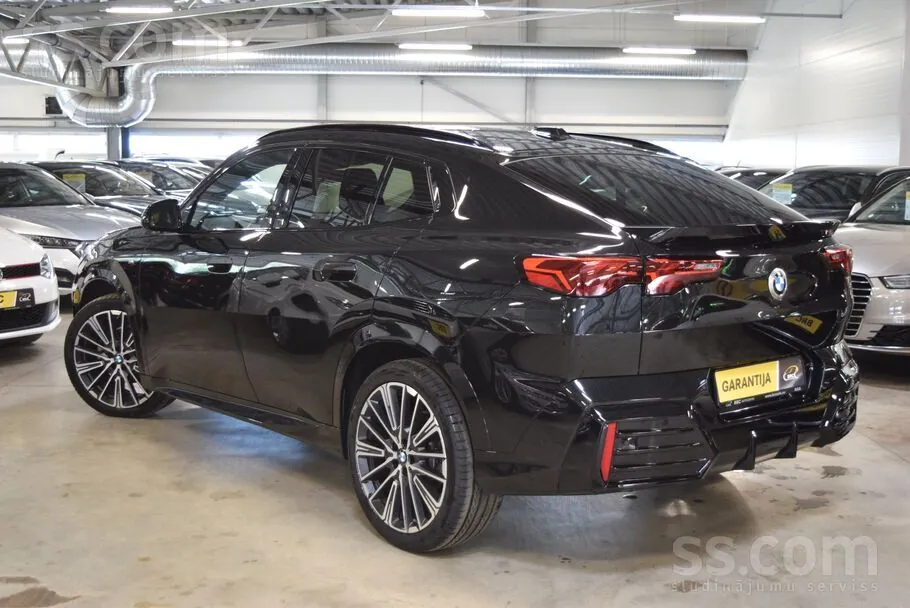 BMW X2 2024 photo 2