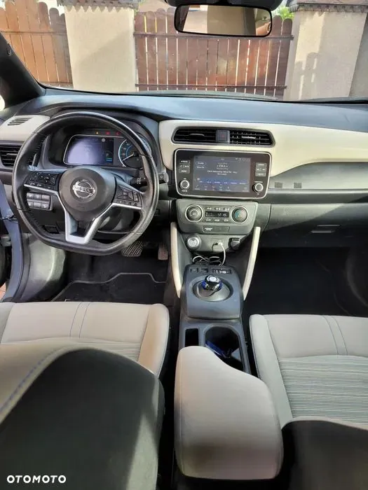 Nissan Leaf 2021 photo 4