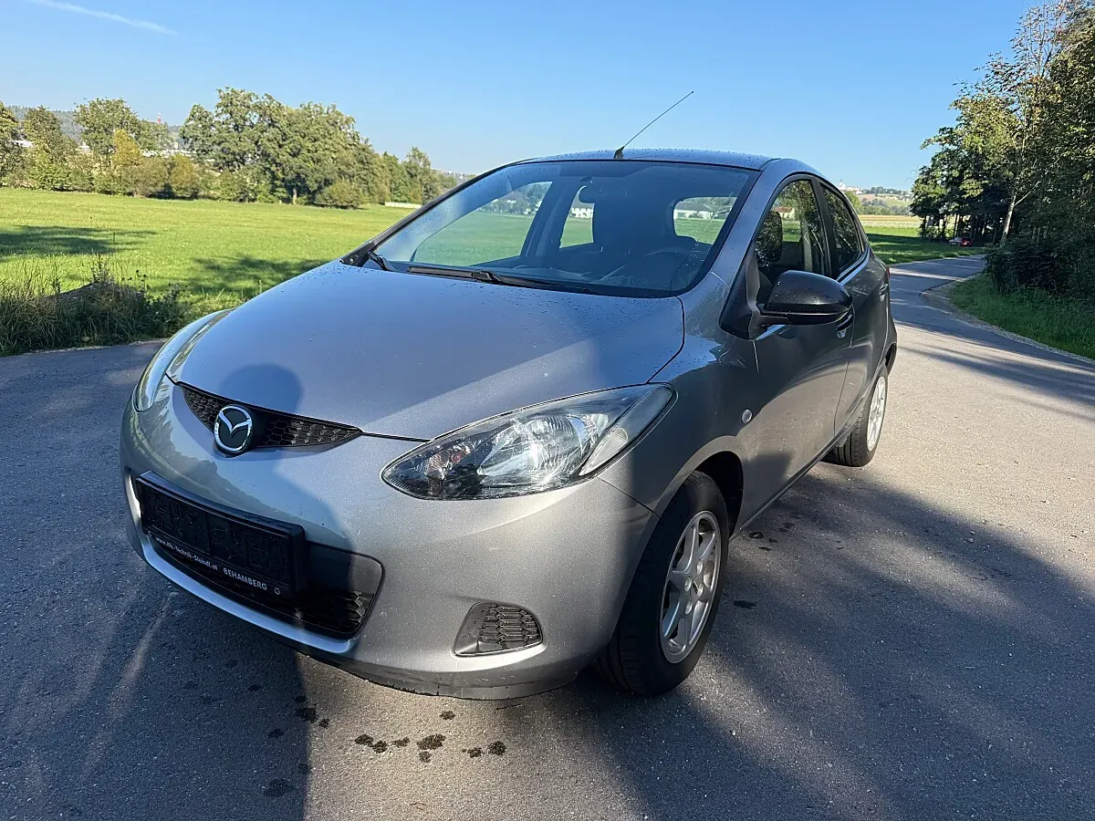 Mazda Mazda2