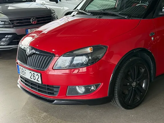 Skoda Fabia 2014 photo 3