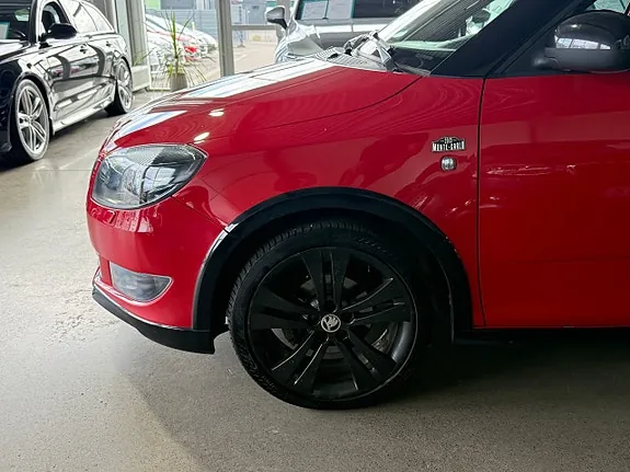 Skoda Fabia 2014 photo 4