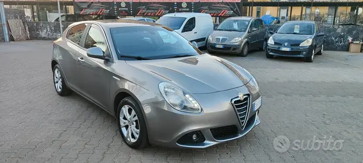 Alfa Romeo Giulietta 2011 photo 3