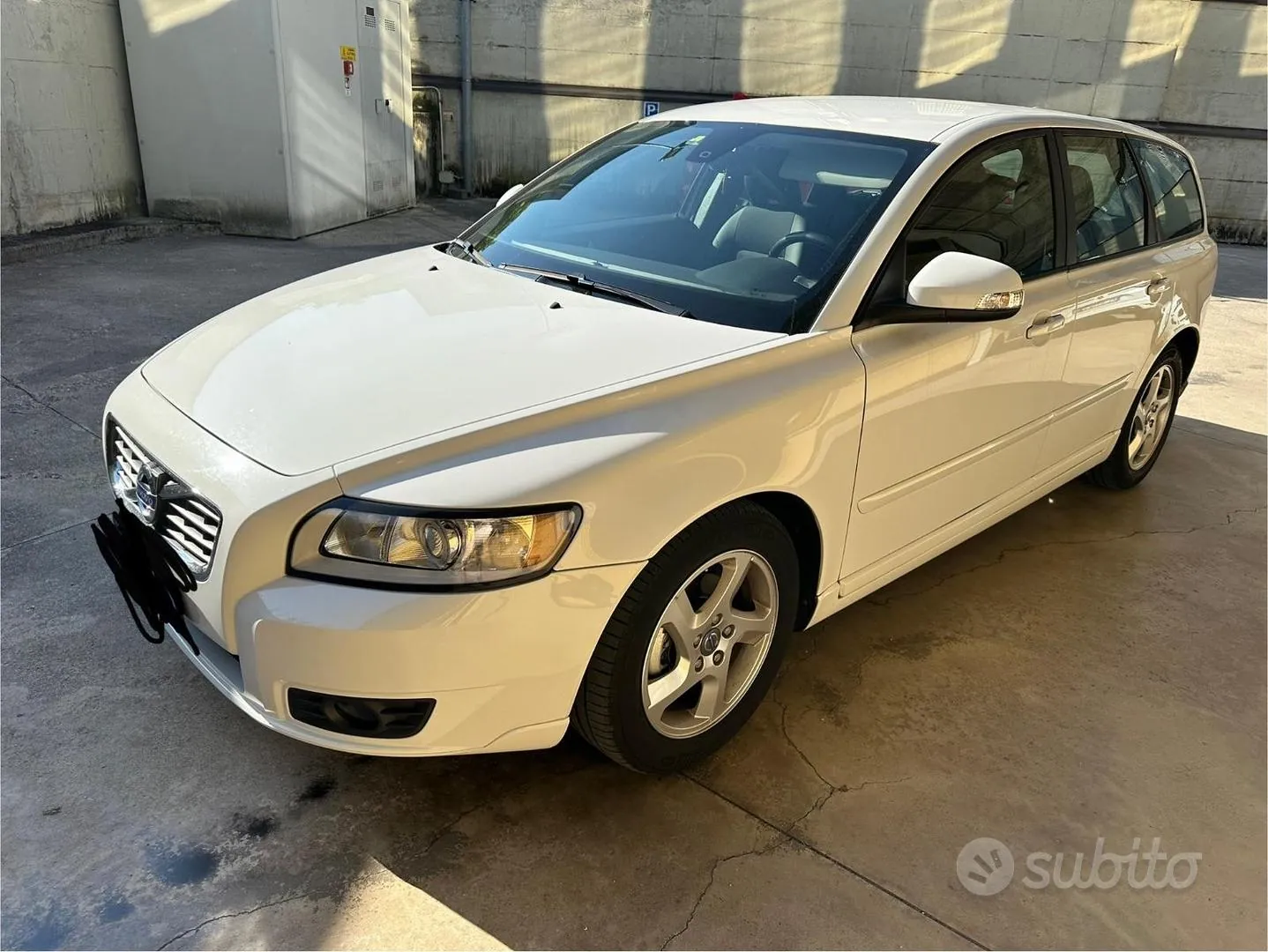Volvo V50 2012 photo 3