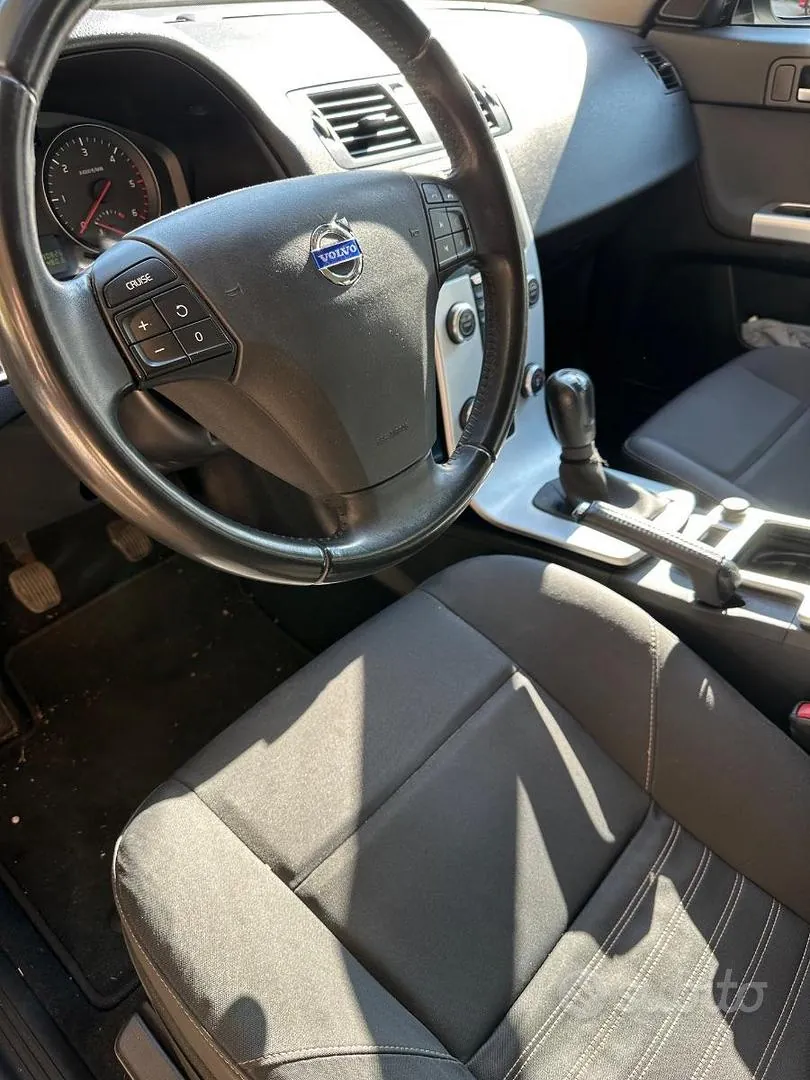 Volvo V50 2012 photo 5