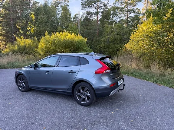 Volvo V40 Cross Country 2015 photo 3