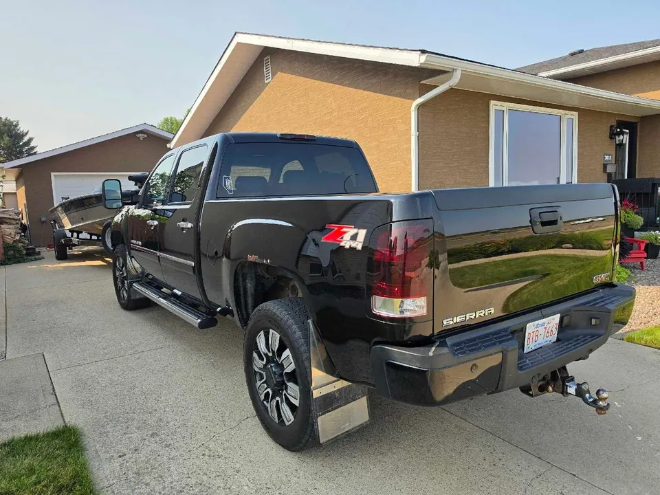 GMC Sierra 2500Hd 2012 photo 4