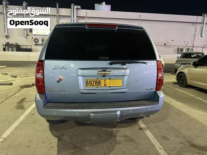 Chevrolet Tahoe 2011 photo 2