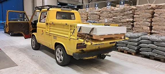 Volkswagen T3 1985 photo 2