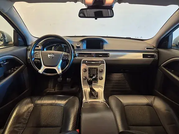 Volvo V70 2014 photo 5