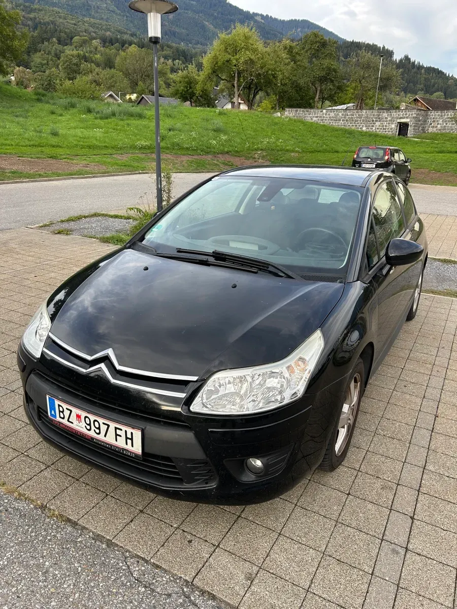 Citroen C4 2010 photo 3