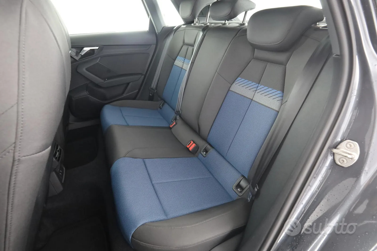 Audi A3 2023 photo 3
