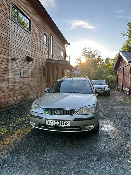 Ford Mondeo 2004 photo 2