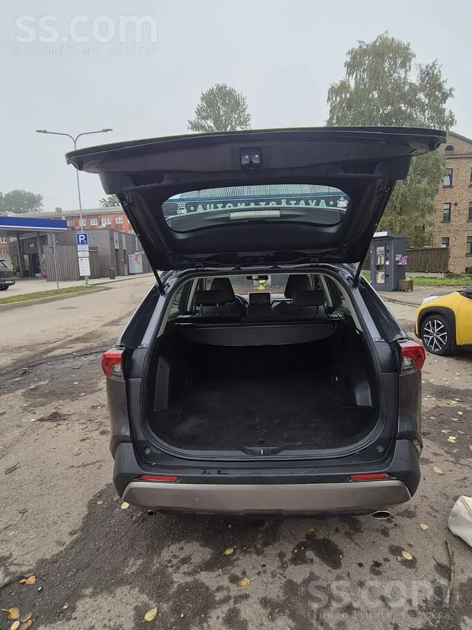 Toyota Rav4 2022 photo 4