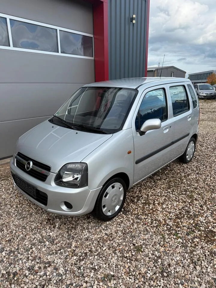 Opel Agila