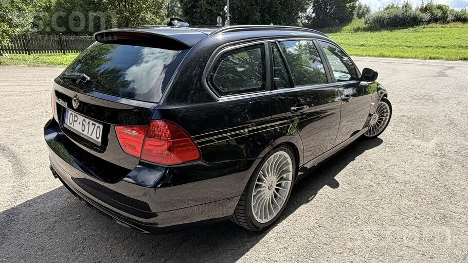 BMW 320 2011 photo 5