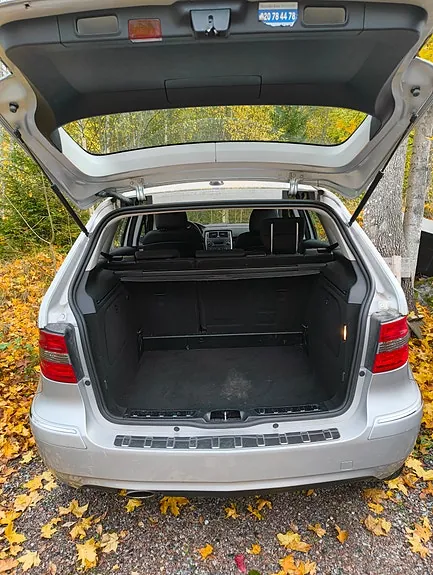 Mercedes-Benz B180 2011 photo 5
