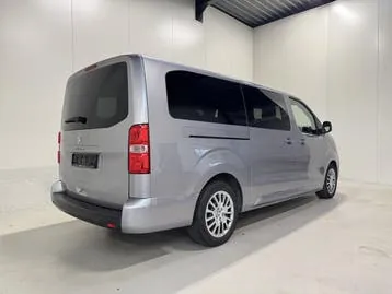Peugeot Traveller 2022 photo 3