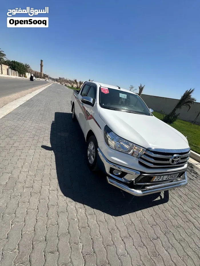 Toyota Hilux 2025 photo 4