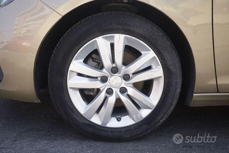 Peugeot 308 2018 photo 5