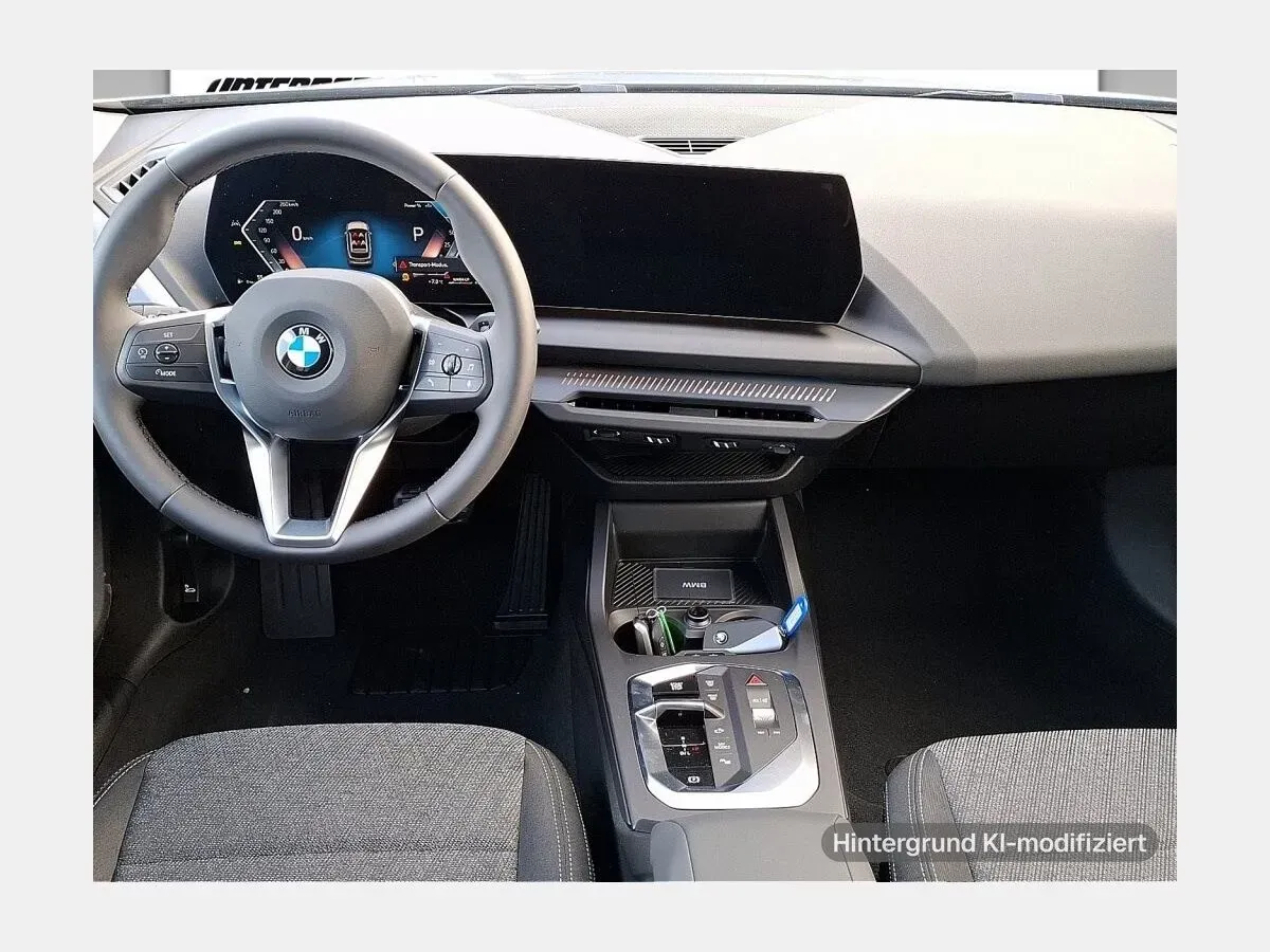 BMW 1 Series 2026 photo 3
