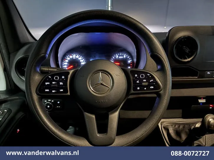 Mercedes-Benz Sprinter 2021 photo 3
