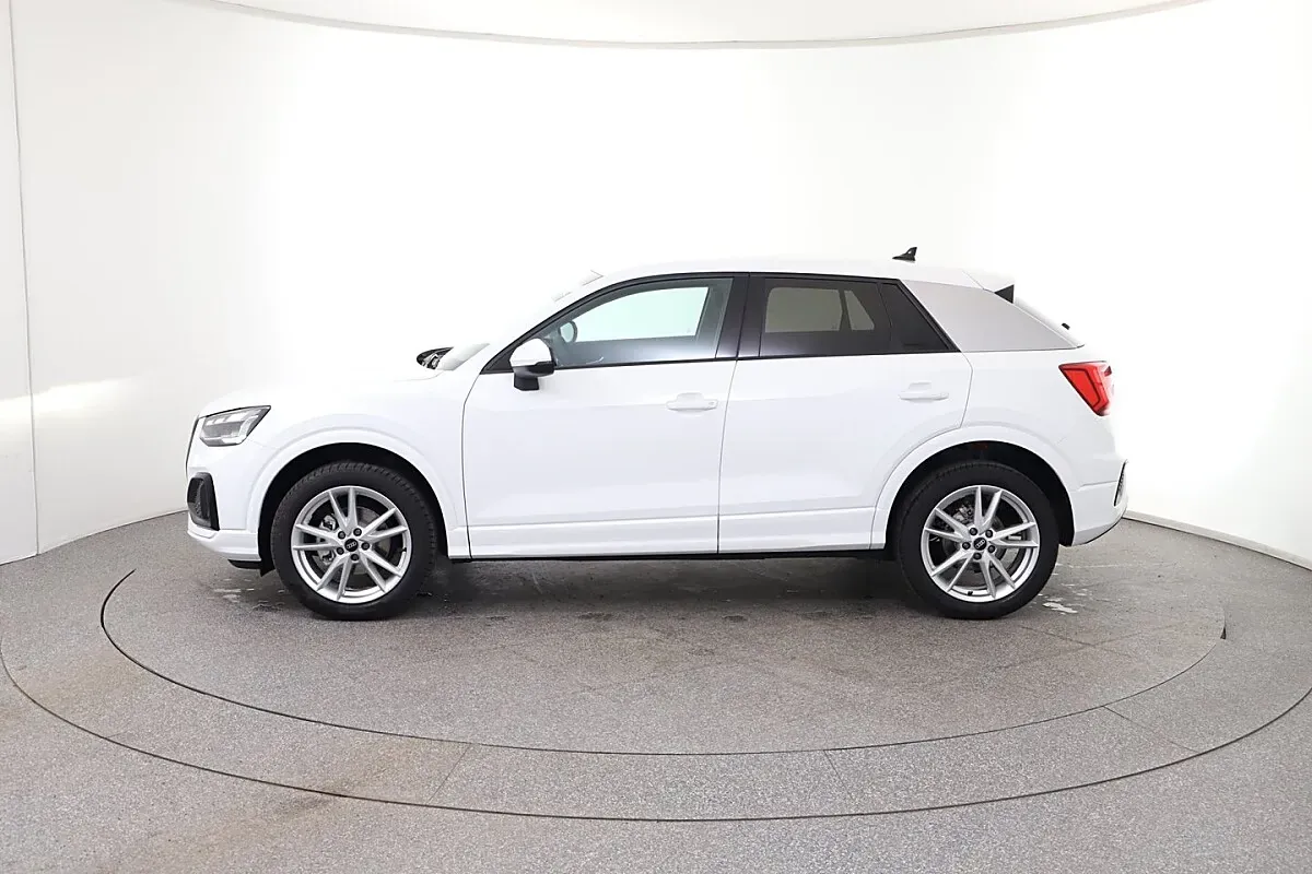 Audi Q2 2026 photo 2
