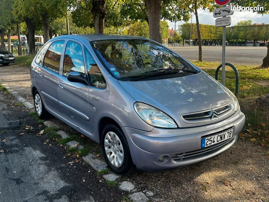 Citroen Xsara Picasso 2003 photo 2