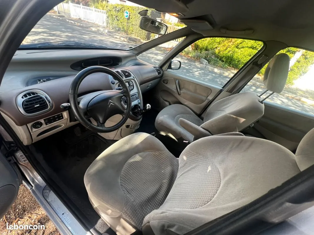 Citroen Xsara Picasso 2003 photo 3