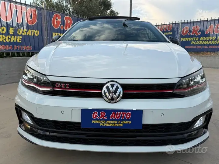 Volkswagen Polo 2018 photo 2