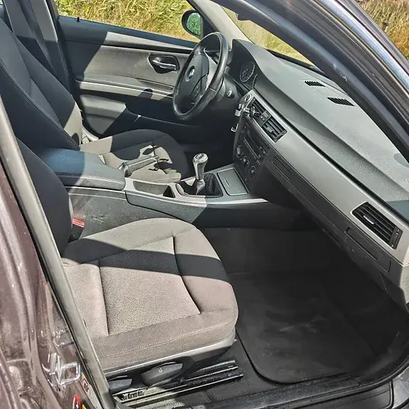 BMW 320I 2005 photo 5