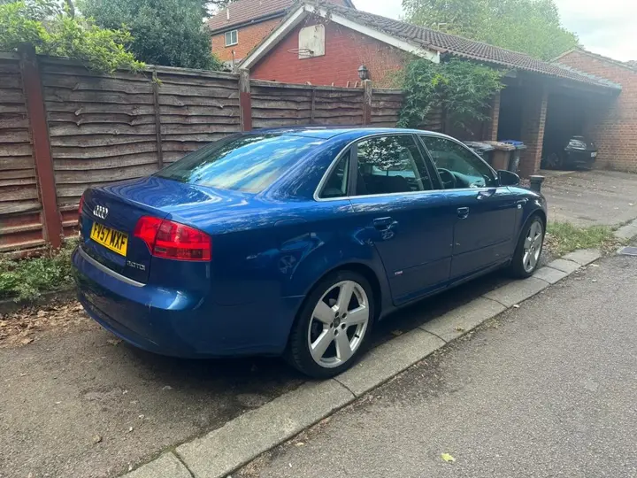 Audi A4 2008 photo 3