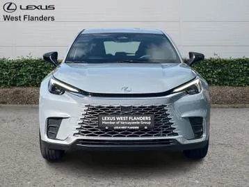 Lexus Lbx 2025 photo 2