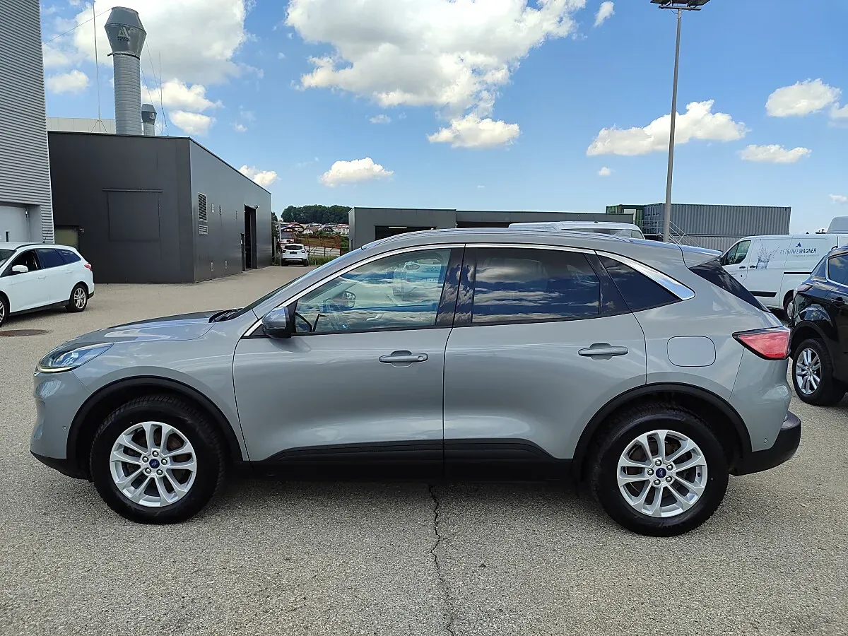 Ford Kuga 2024 photo 2